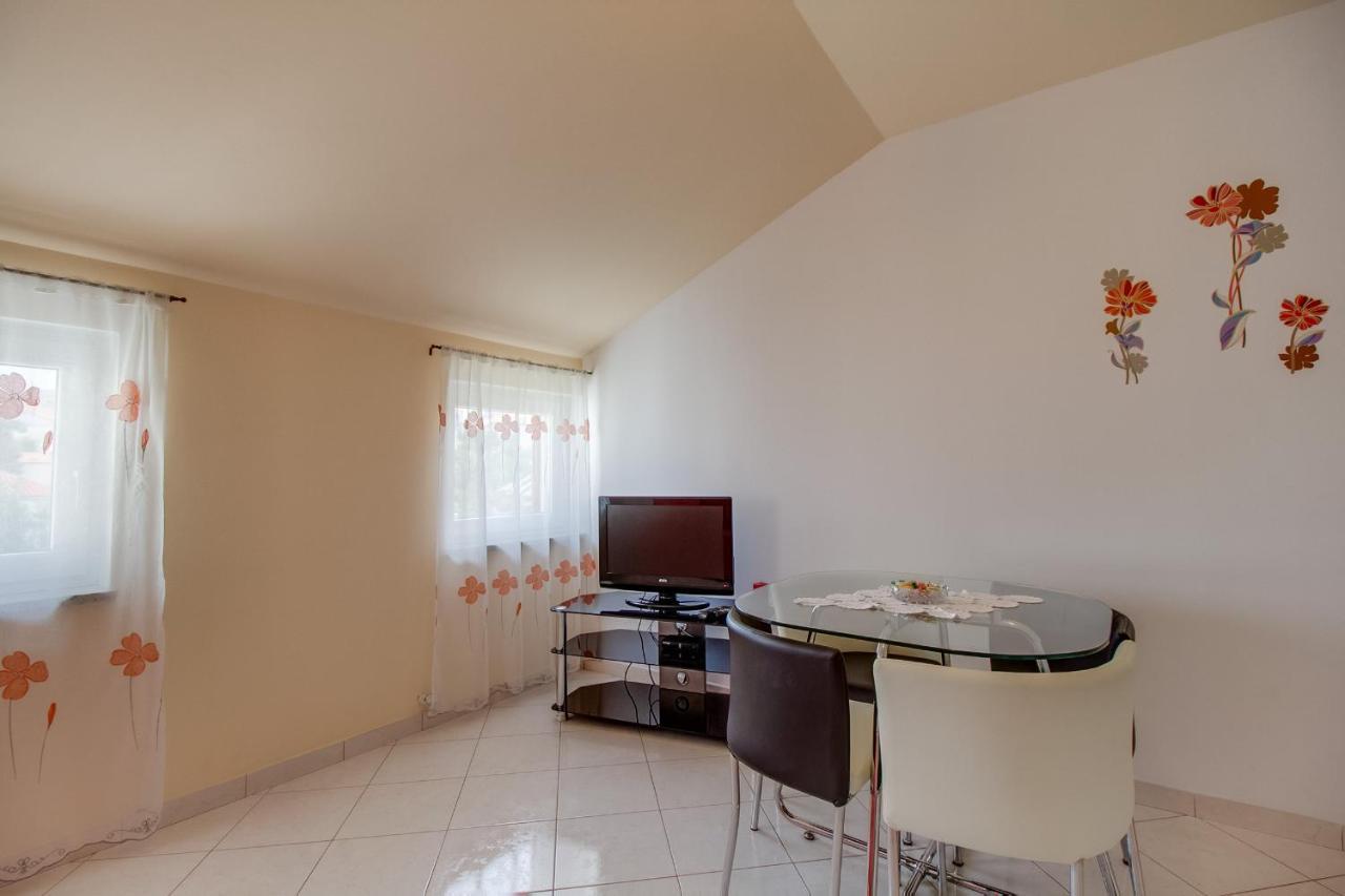 Apartment Jasna Mali Losinj Exterior photo