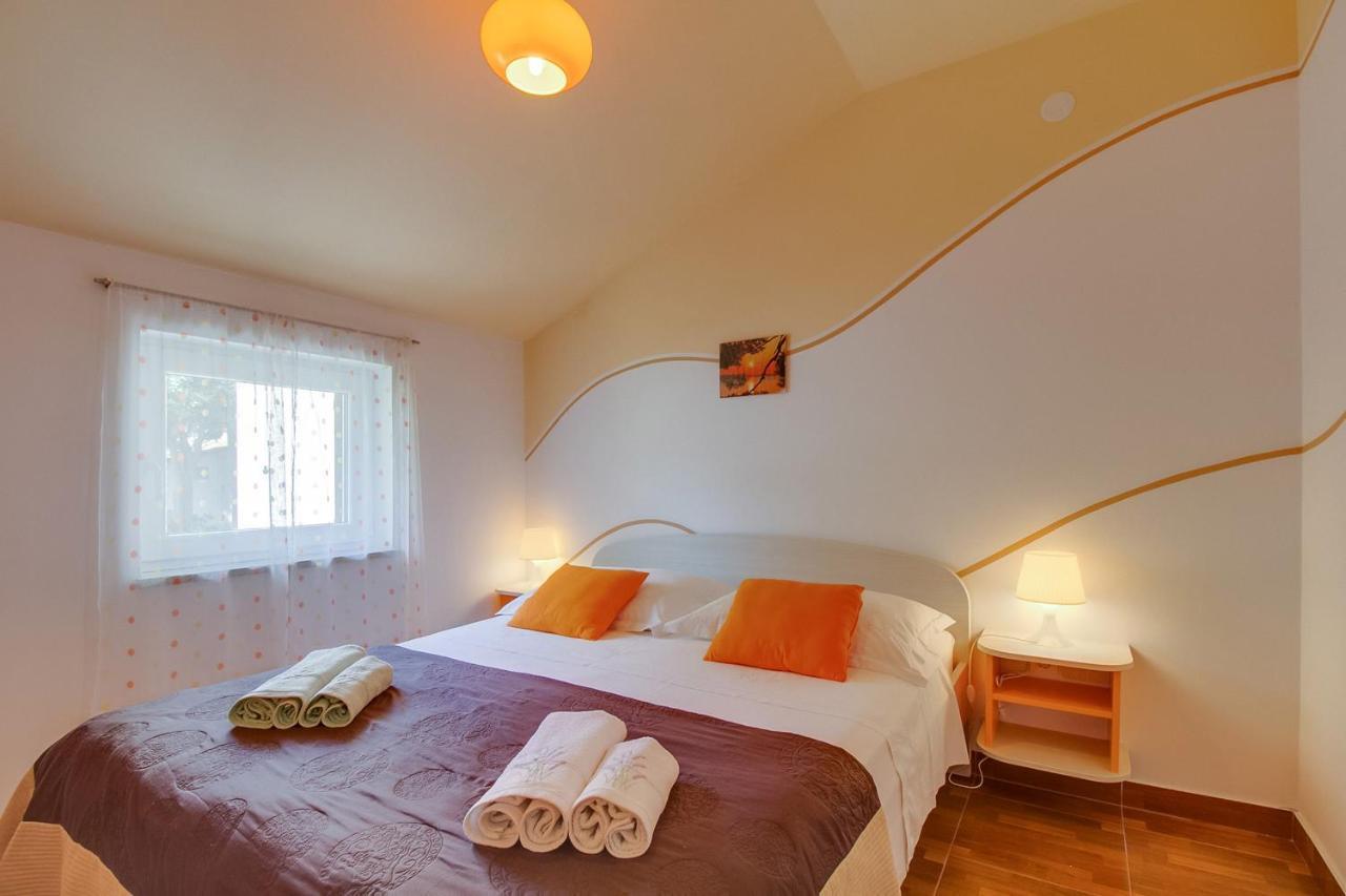 Apartment Jasna Mali Losinj Exterior photo