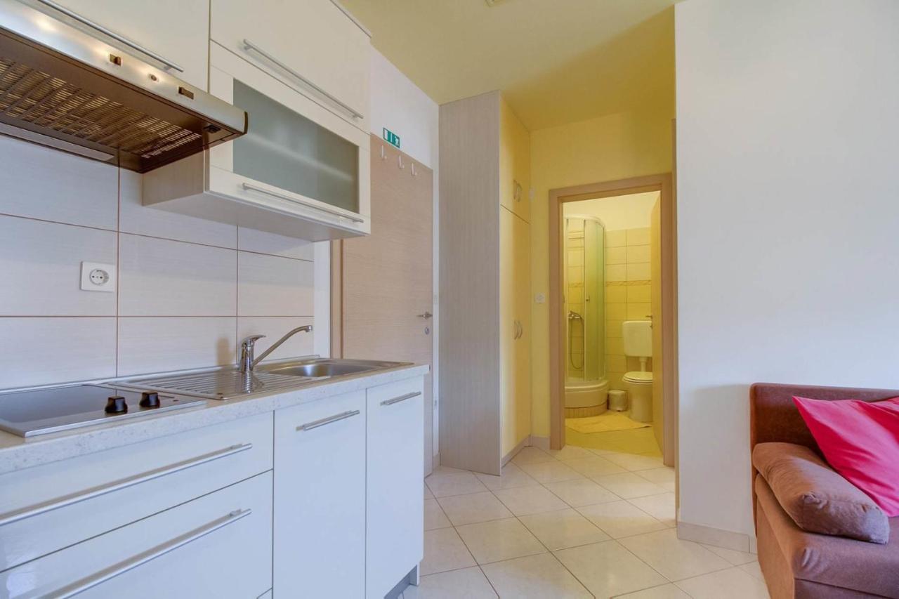 Apartment Jasna Mali Losinj Exterior photo