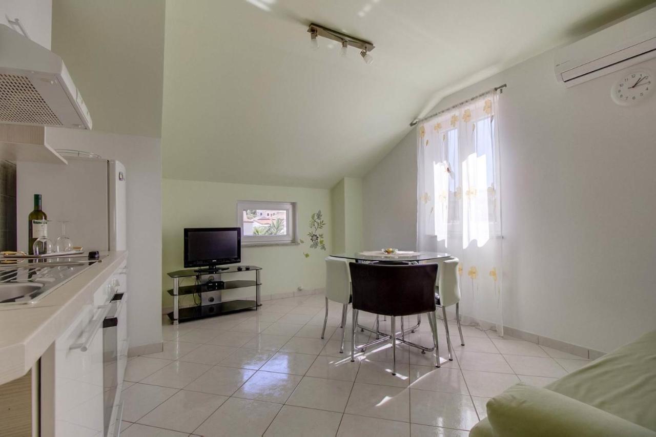 Apartment Jasna Mali Losinj Exterior photo